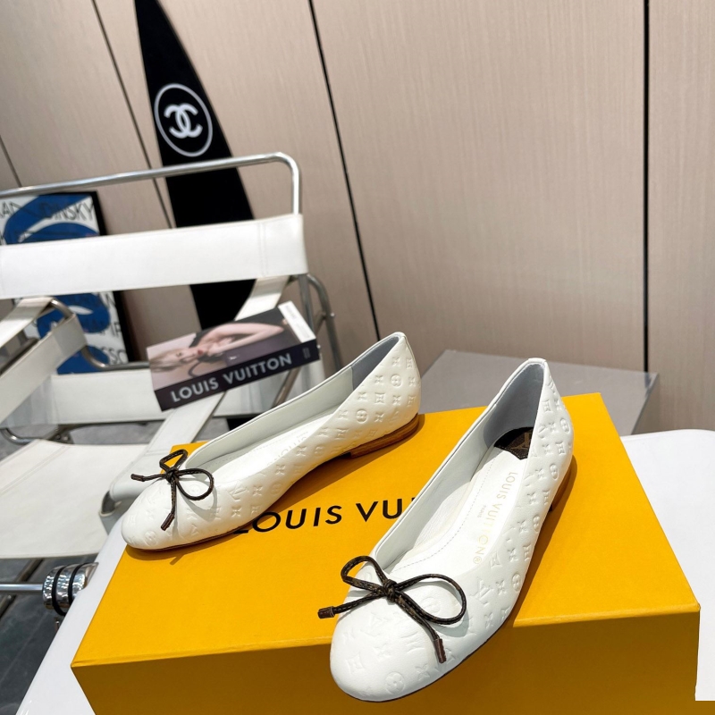 LV flat shoes